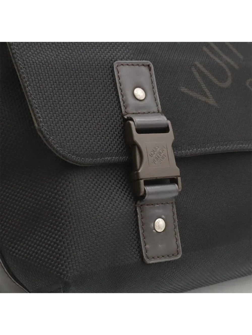 Louis Vuitton Damier Geant Lou Messenger Bag Crossbody Canvas Noir Black